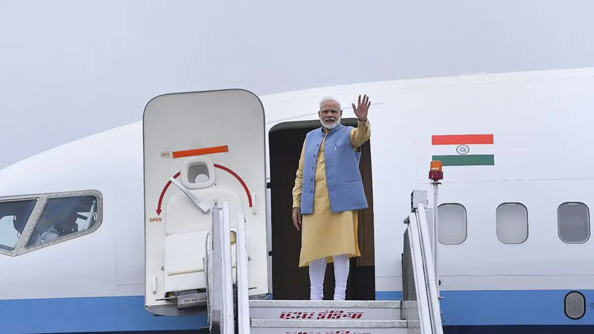 pm modi plane